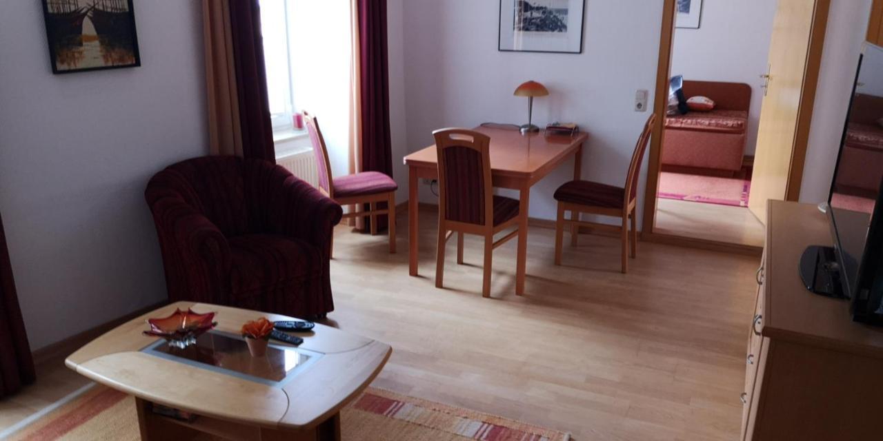 Zentrale Und Strandnahe Ferienwohnung In Kuehlungsborn Ost Exterior photo